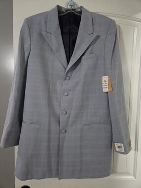 STEVE HARVEY Boy's Gray Suit Suit